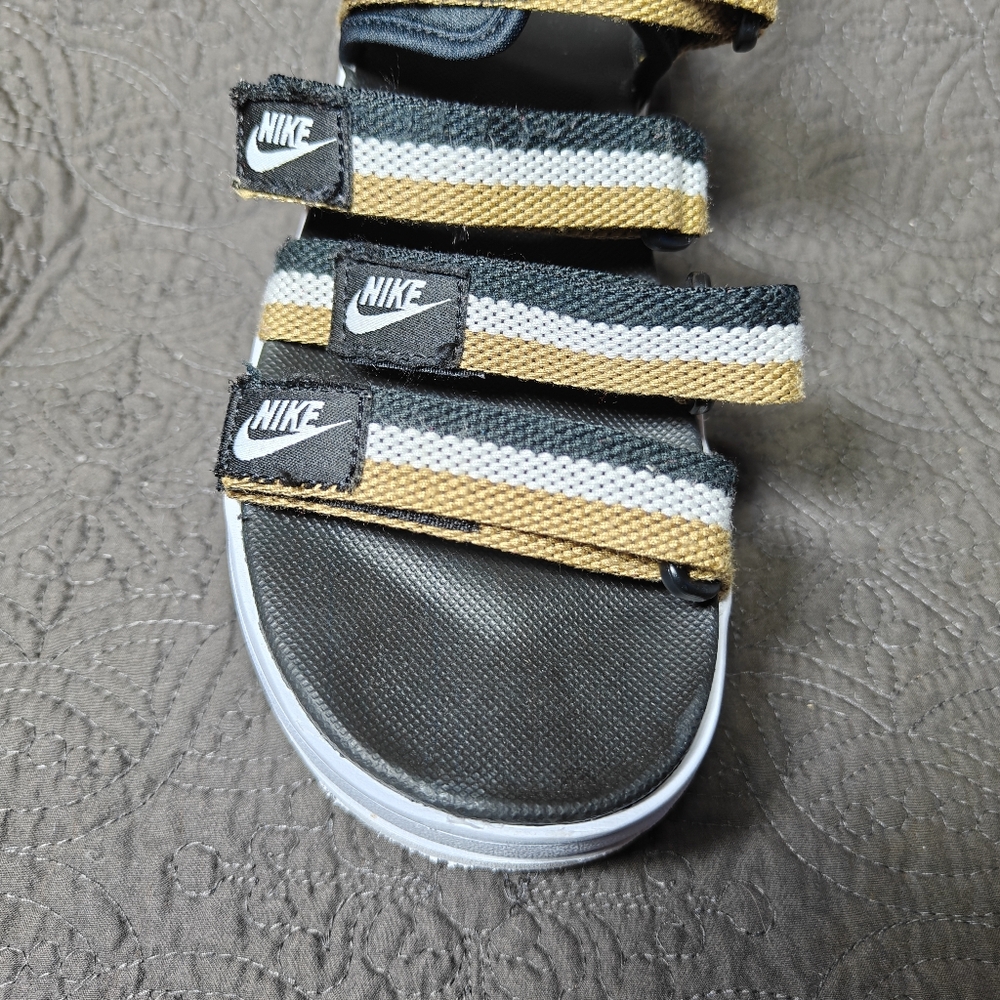 Nike Icon Classic Black Metallic Gold Platform Strappy Slip On Women’s Sandals 8 - Picture 5 of 8